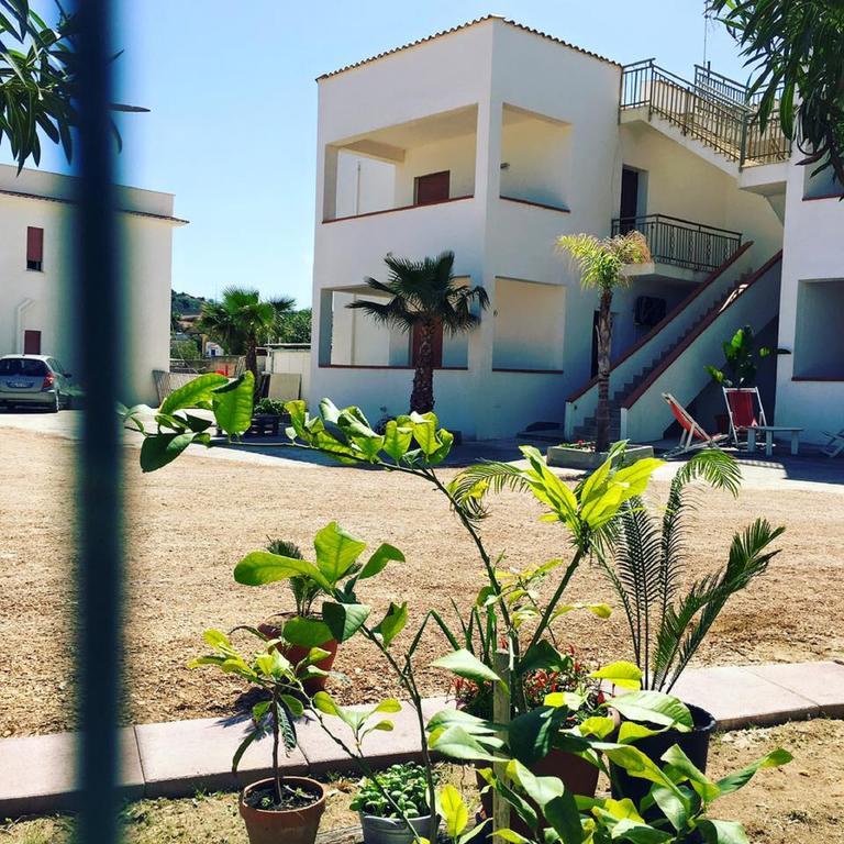 Case Playa Balestrate Exterior foto